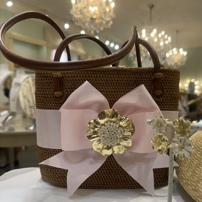 Handbag MOB-Powder Pink Fluffy Bow-Poppy w/Pear