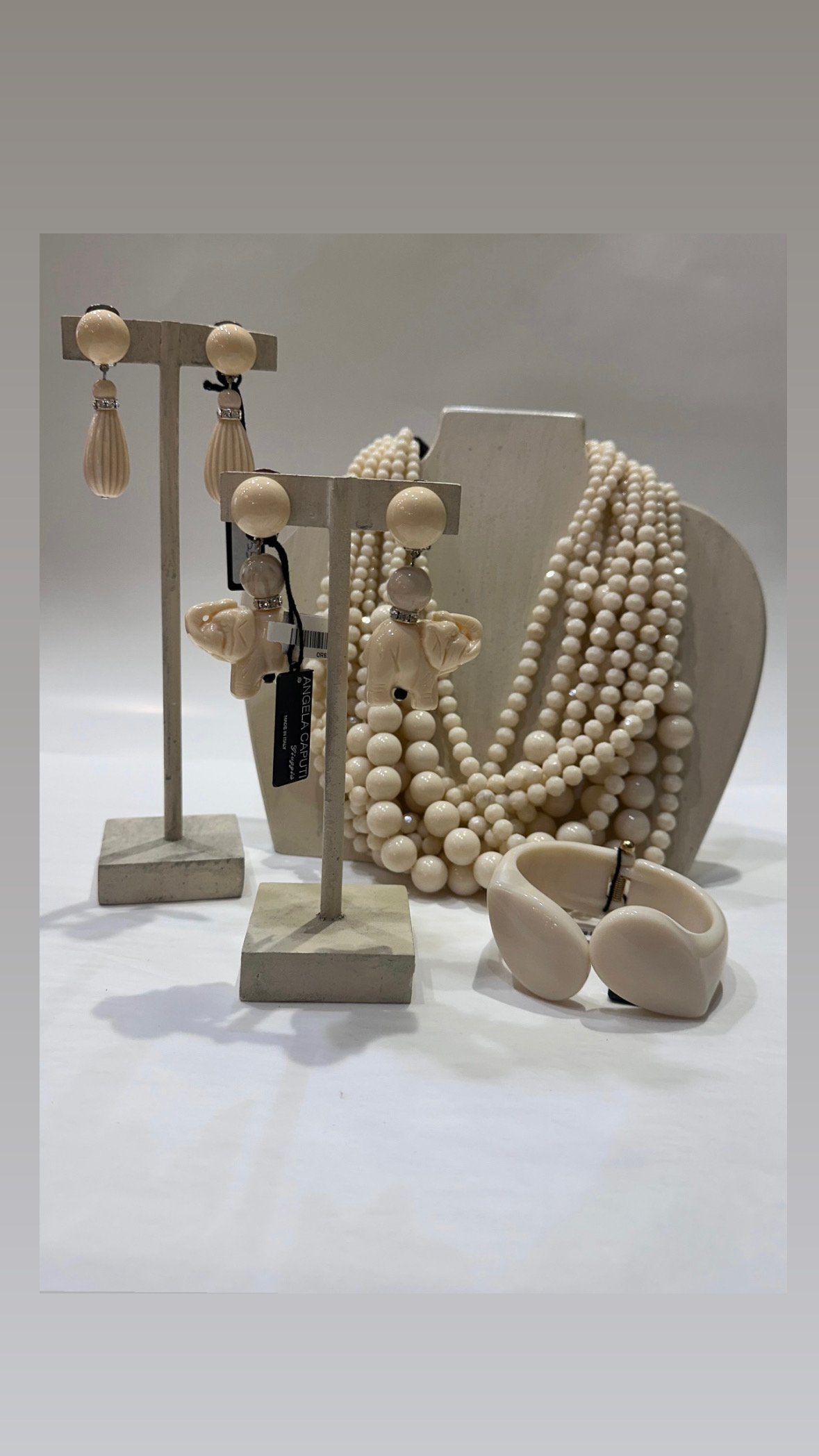 Angela Caputi Collection - 5- Cream Boules and Garnets Twisted Necklace - Image 2