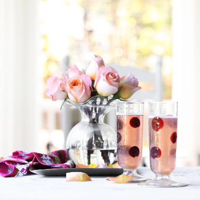 Vietri Hibiscus Vase - Clear Small - Image 2