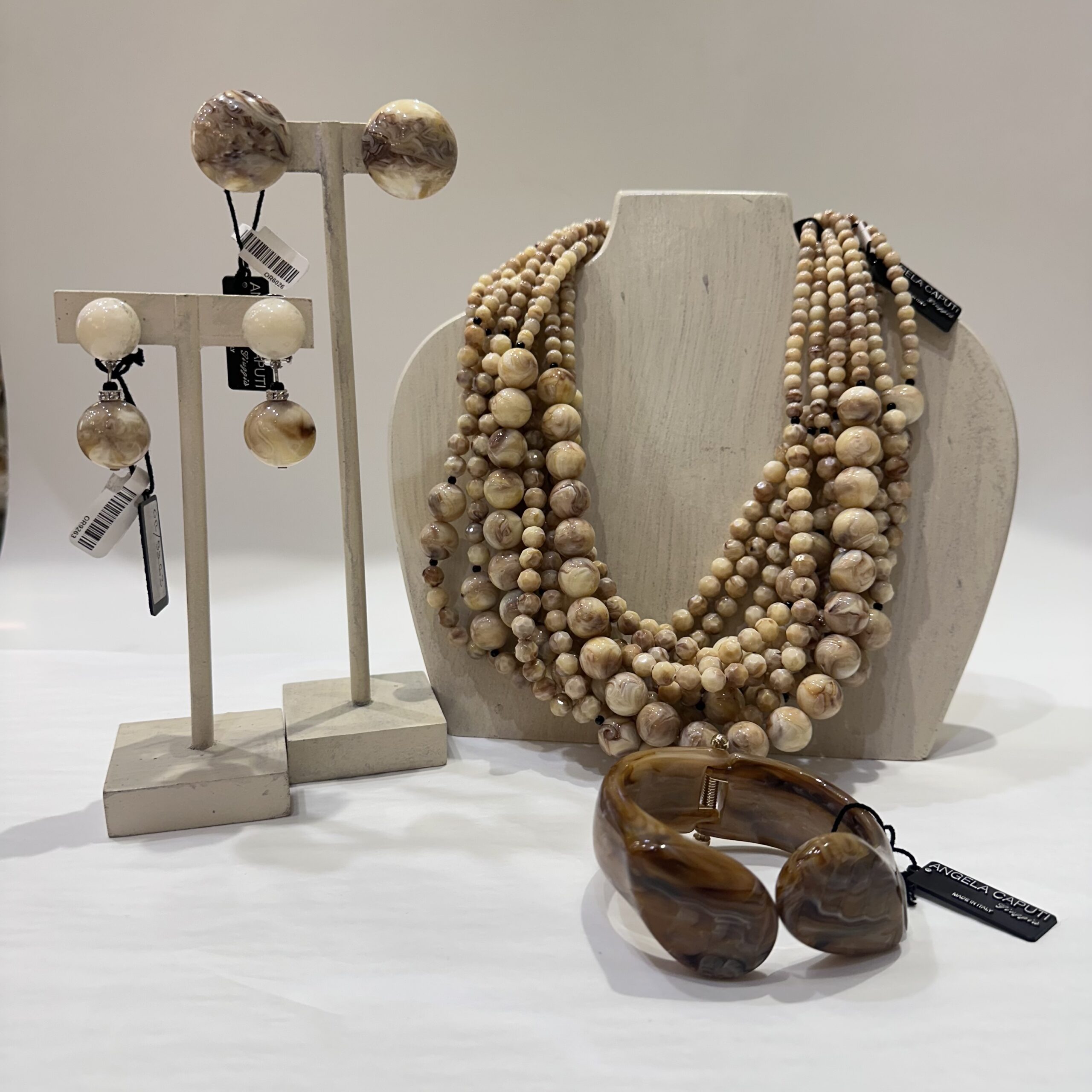 Angela Caputi Collection - 4- Tan/Cream Boules and Garnets Twisted Necklace - Image 2