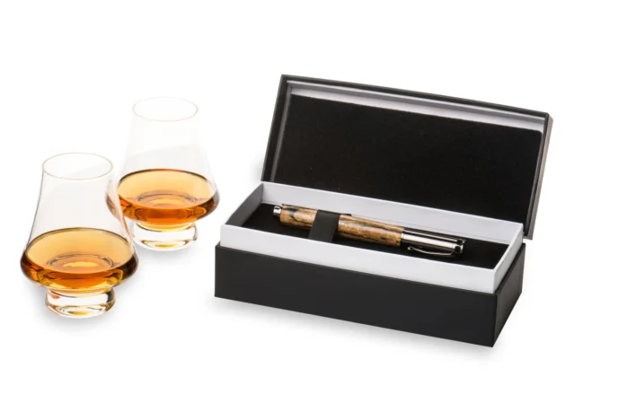 * Texas Pecan Gun Metal Magnetic Rollerball