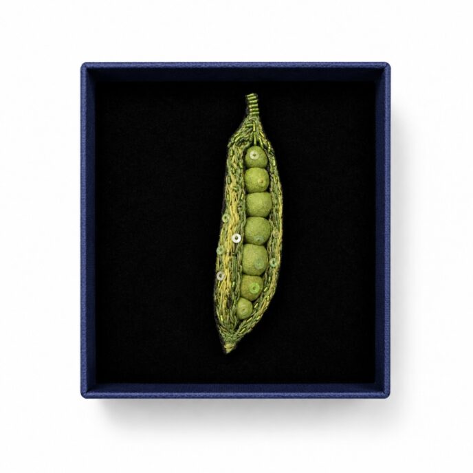 Trovelore - Peas Brooch Pin