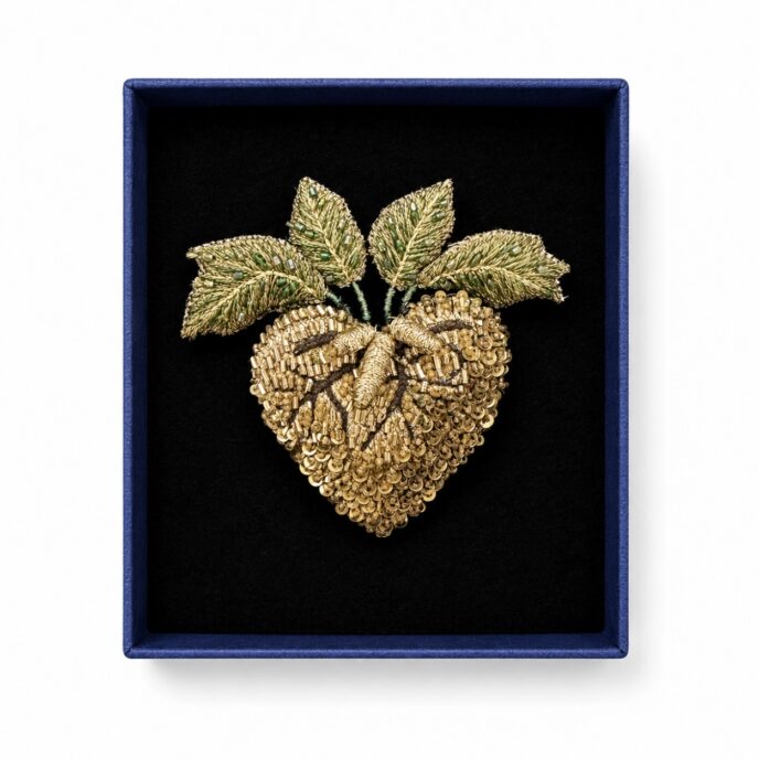 Trovelore - Vine Heart Brooch Pin