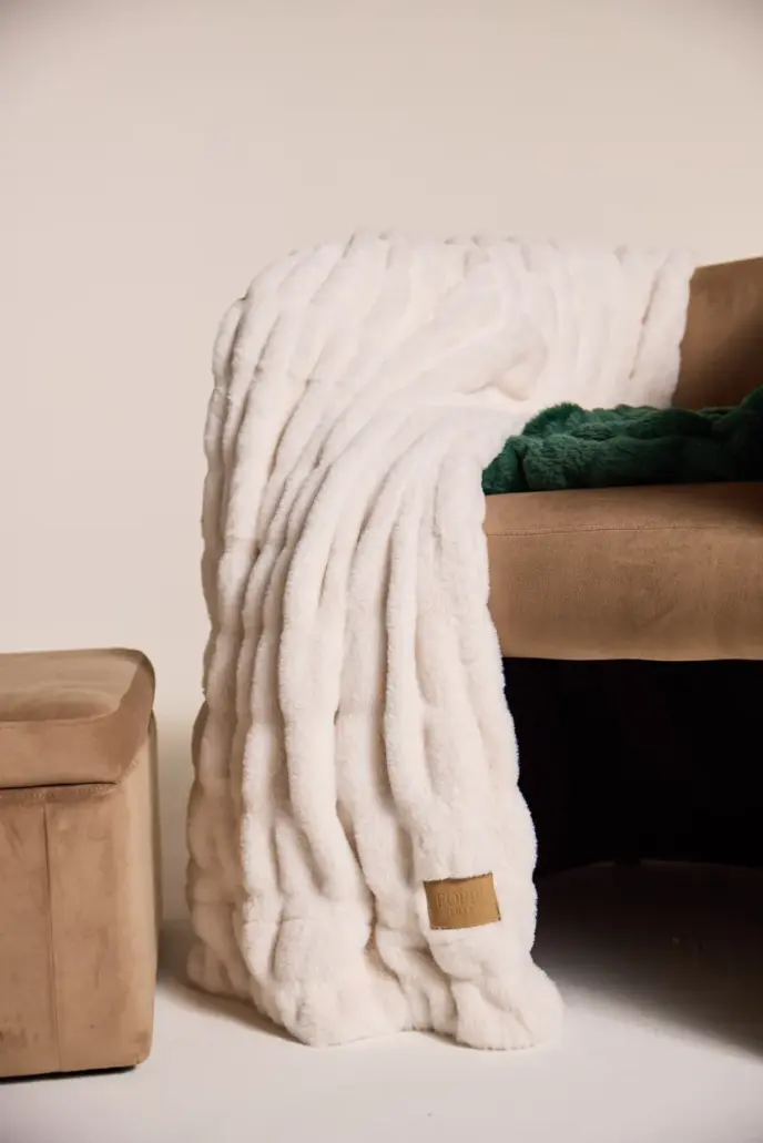 Poppi Luxe - Marshmallow White Blanket